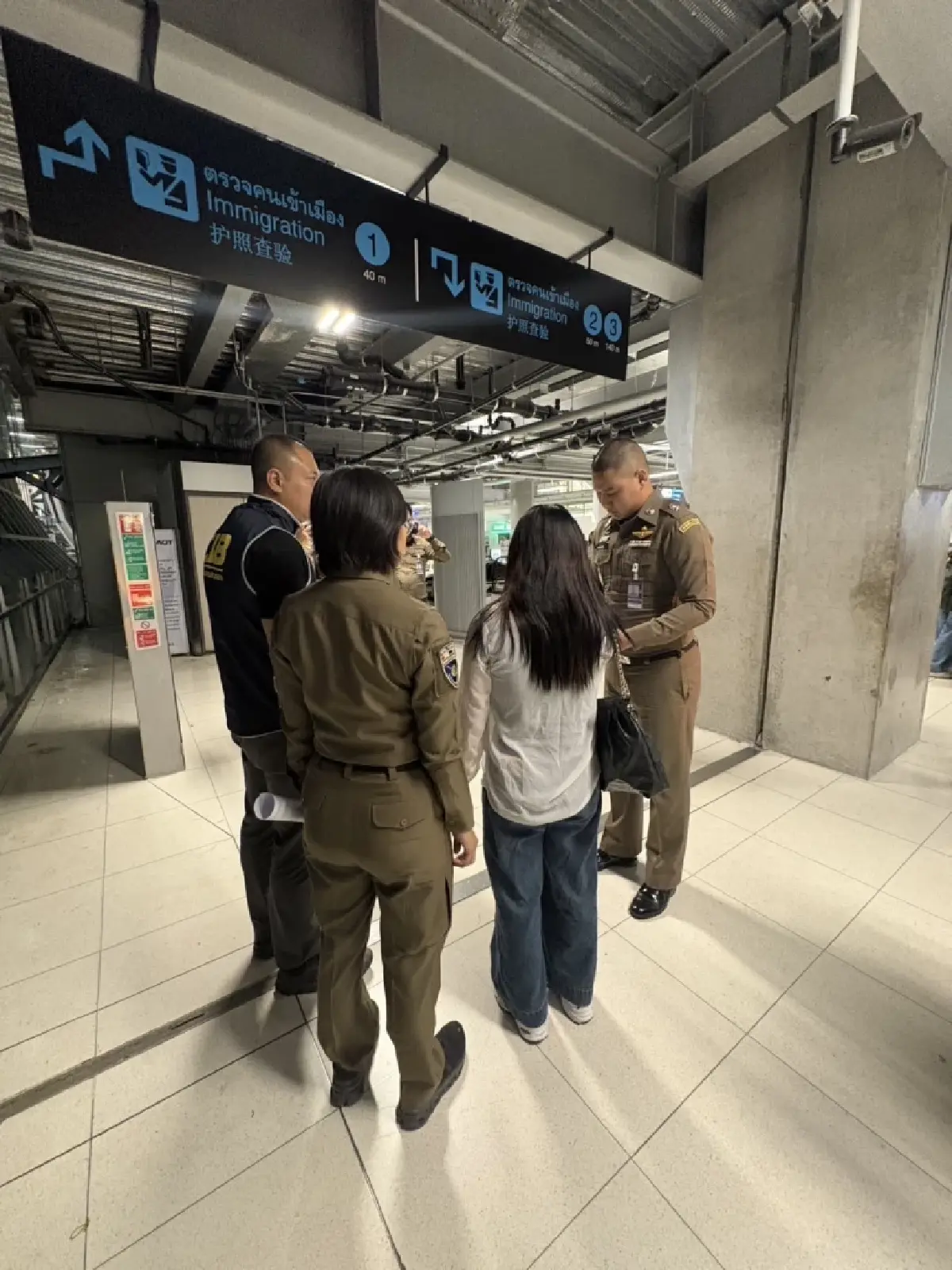 เปิดภาพคุมตัว "น.ส.ลัก" สอบเข้ม ปมบังคับลูกสาววัย 12 ค้ากามญี่ปุ่น