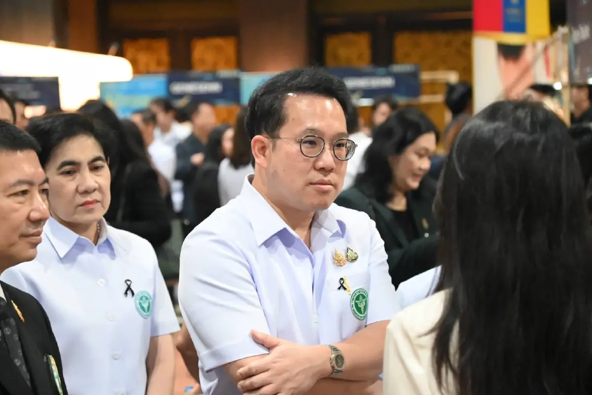 รมว.พัฒนา พร้อมพัฒน์