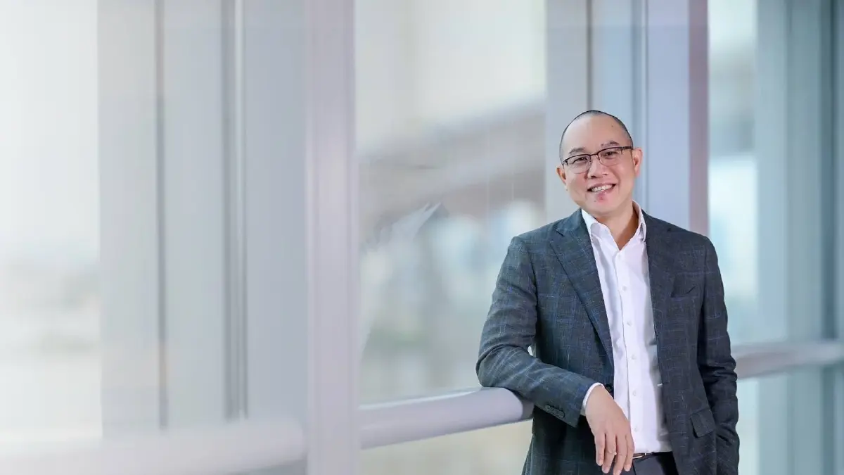 ชัช เหลืองอาภา