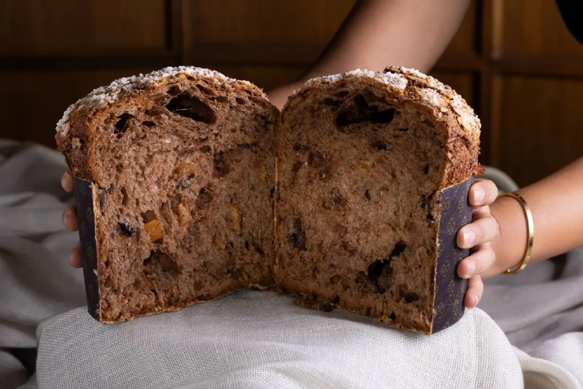 "Blue Festive Delights" คอลเลกชันหรูจาก Alain Ducasse มอบของขวัญสุดพรีเมียม