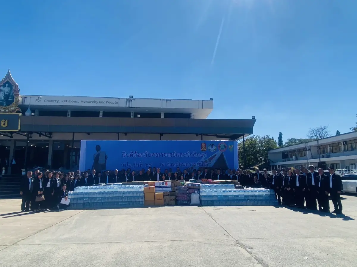 วปอ.68  มอบตาข่ายป้องกันโดรน ทิ้งระเบิด และสิ่งของ ช่วยทหารชายแดนภาค 2