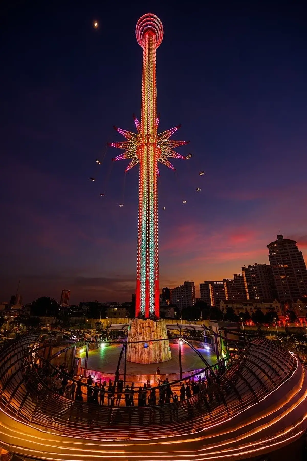 AWC เปิด “Skyflyers” ชิงแลนด์มาร์กเจ้าพระยา 