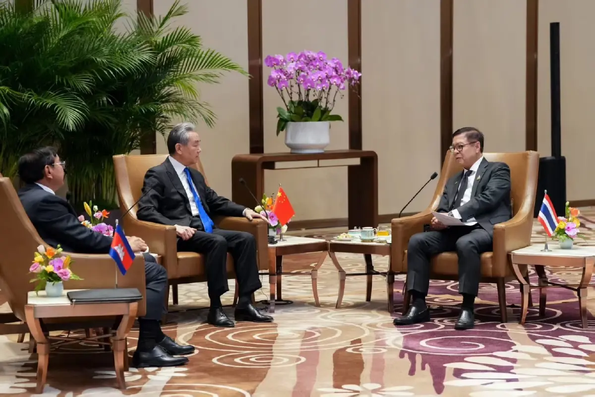 เปิดผลการประชุมไตรภาคี ระหว่างจีน ไทยและกัมพูชา หลังการหยุดยิง