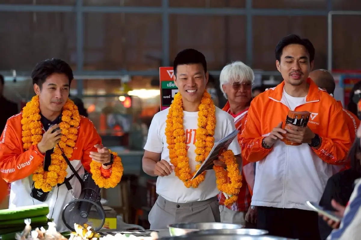 ‘เท้ง ณัฐพงษ์’ ช่วย‘ณัฐพล ’ หาเสียงที่เชียงใหม่ 