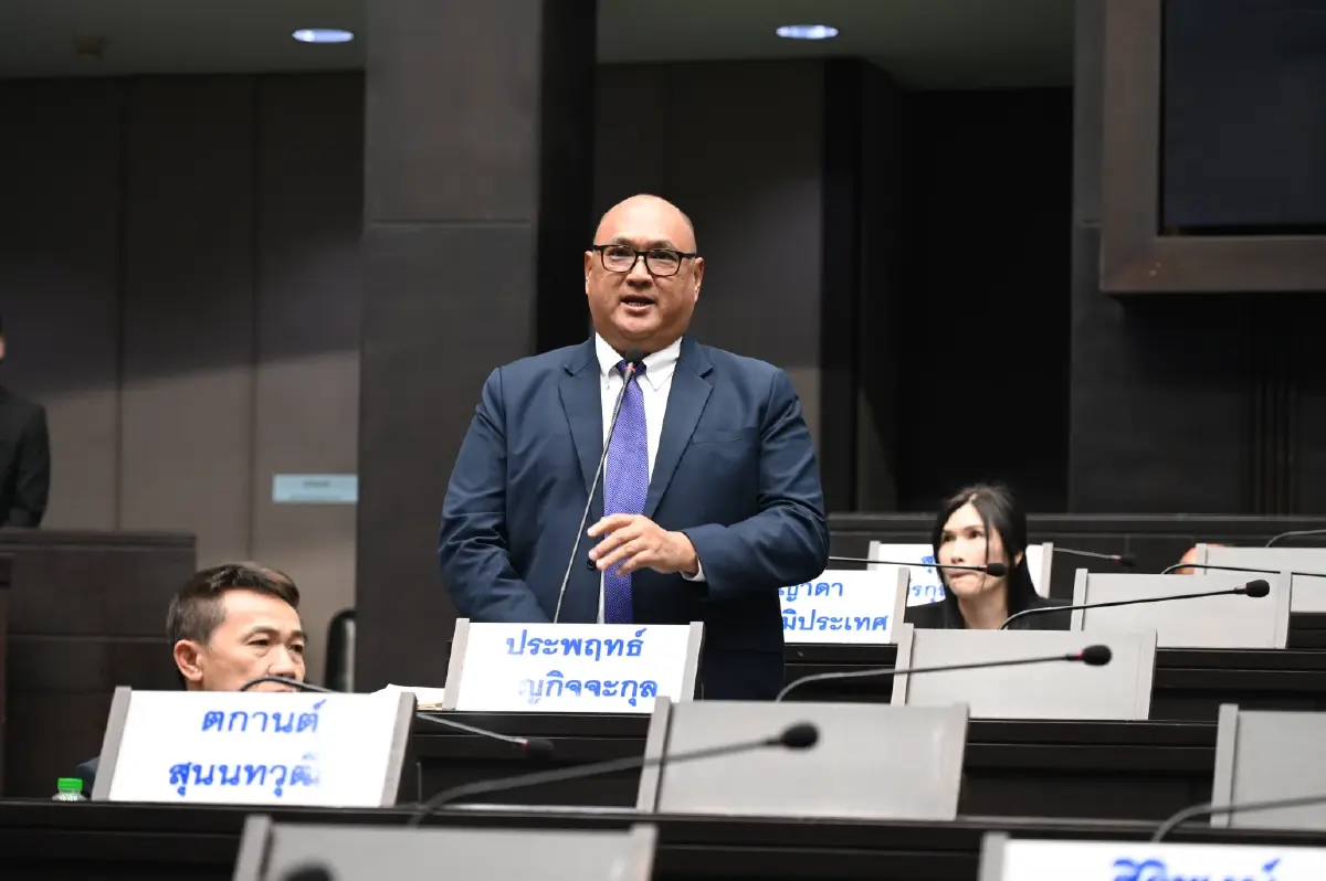 ส.ก.แฉวิกฤตน้ำดื่มโรงเรียนกทม.งบไส้กรอง900บาทไม่พอทำเด็กเสี่ยง