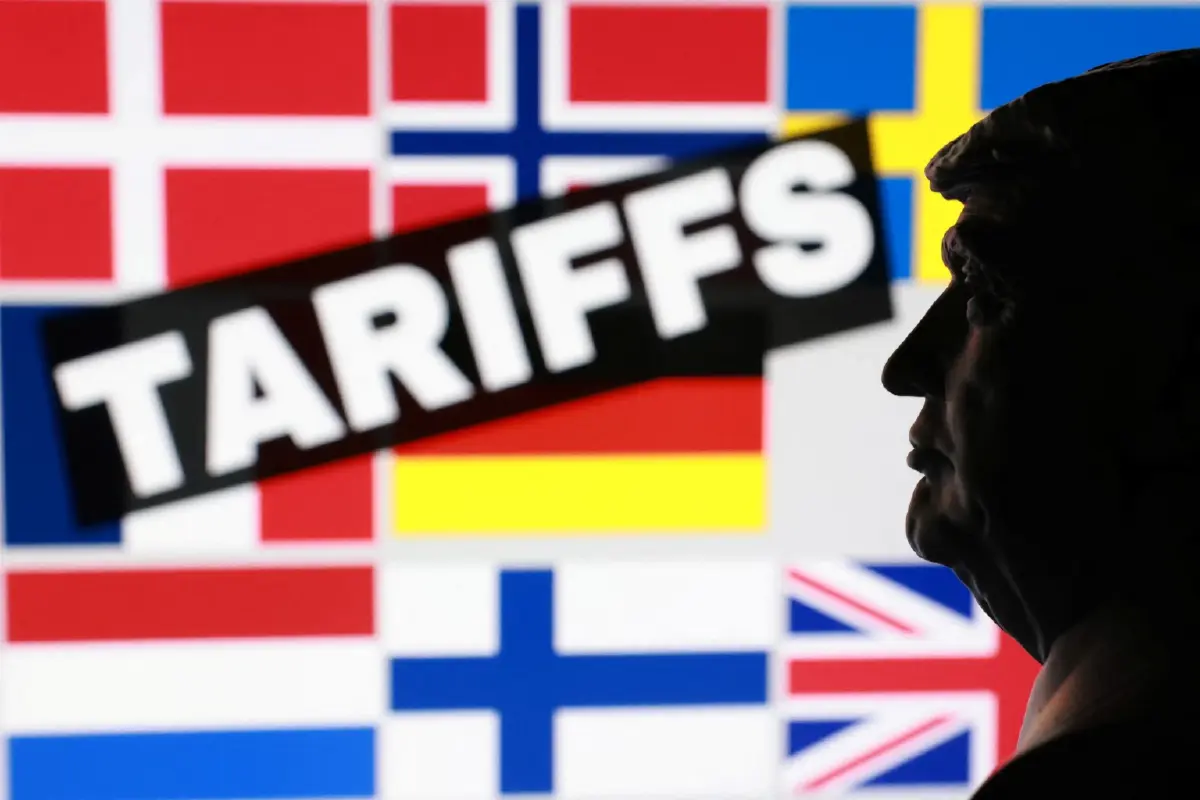 เดิมพันด้วยกรีนแลนด์! ทรัมป์จ่อรีดภาษีพันธมิตรยุโรป 8 ชาติ