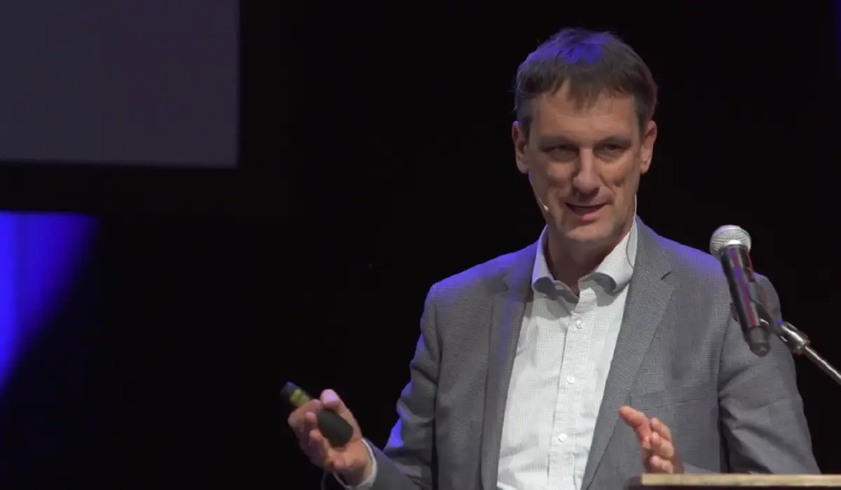 จากบทเรียนโลกสู่ทางรอดไทย พลิกเกมบริหารน้ำท่วมอย่างยั่งยืนได้อย่างไร