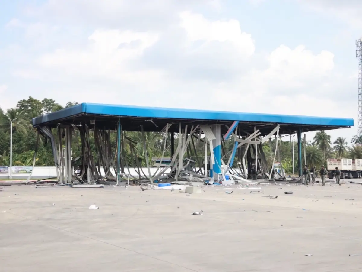 ฉก.นราธิวาสประกาศเคอร์ฟิวกลางคืน ใช้กฎอัยการศึกคุมเข้มพื้นที่