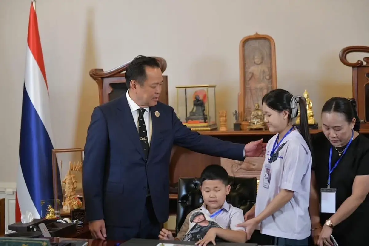 กองทัพบก นำบุตรวีรบุรุษชายแดน เยี่ยมทำเนียบ วันเด็ก 2569