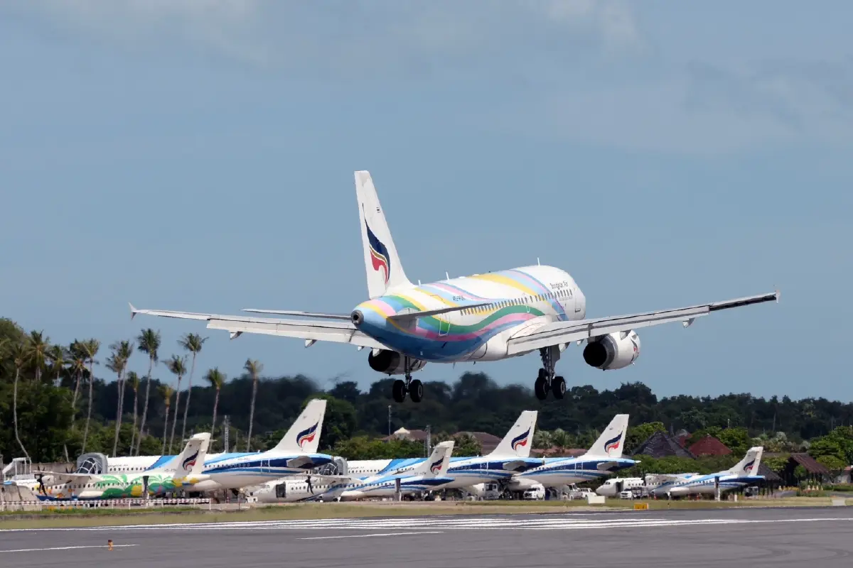 บางกอกแอร์เวย์ส มอบความสุขรับปีใหม่กับโปรโมชัน "New Year Super Sale"