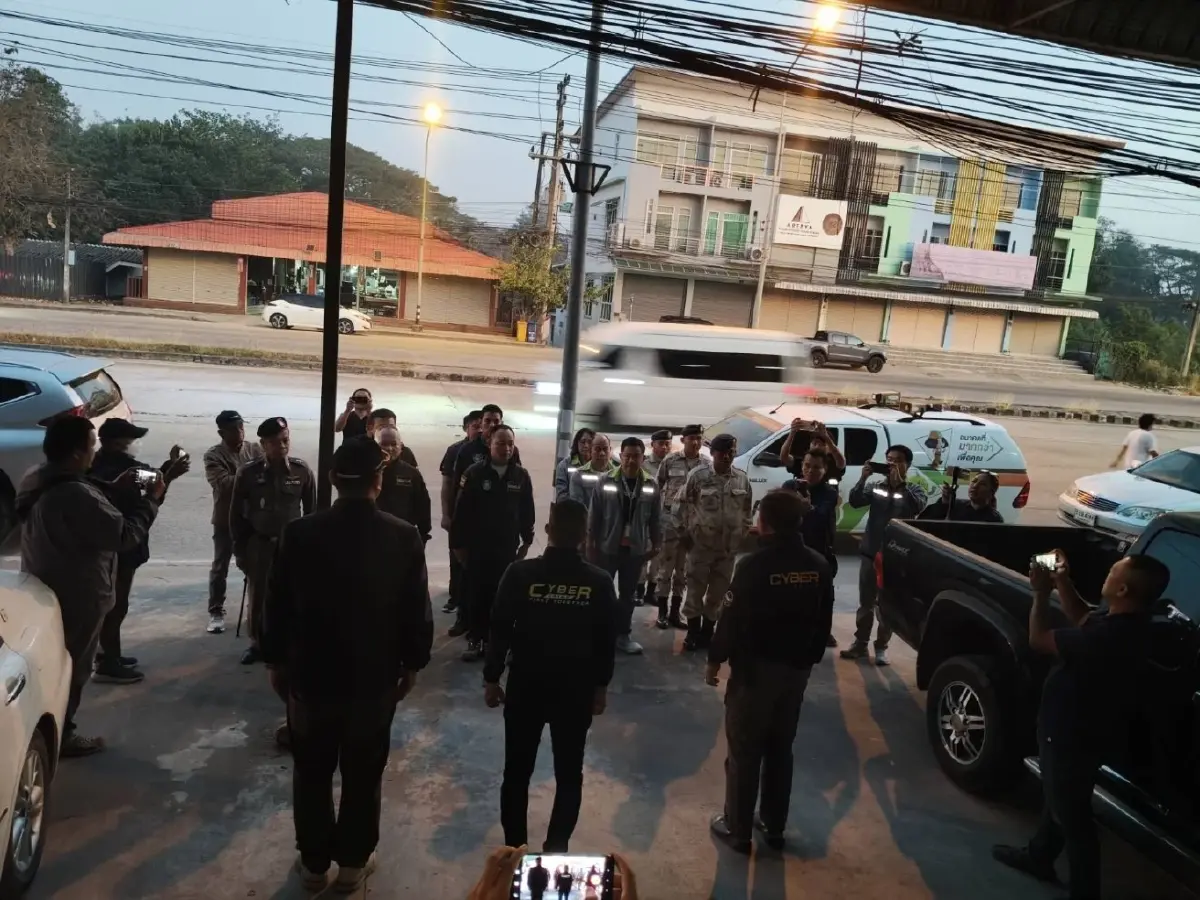 บุกอาคารริมเมย พบเบาะแสลอบส่ง "สัญญาณเน็ต" ป้อน "เมียวดี"