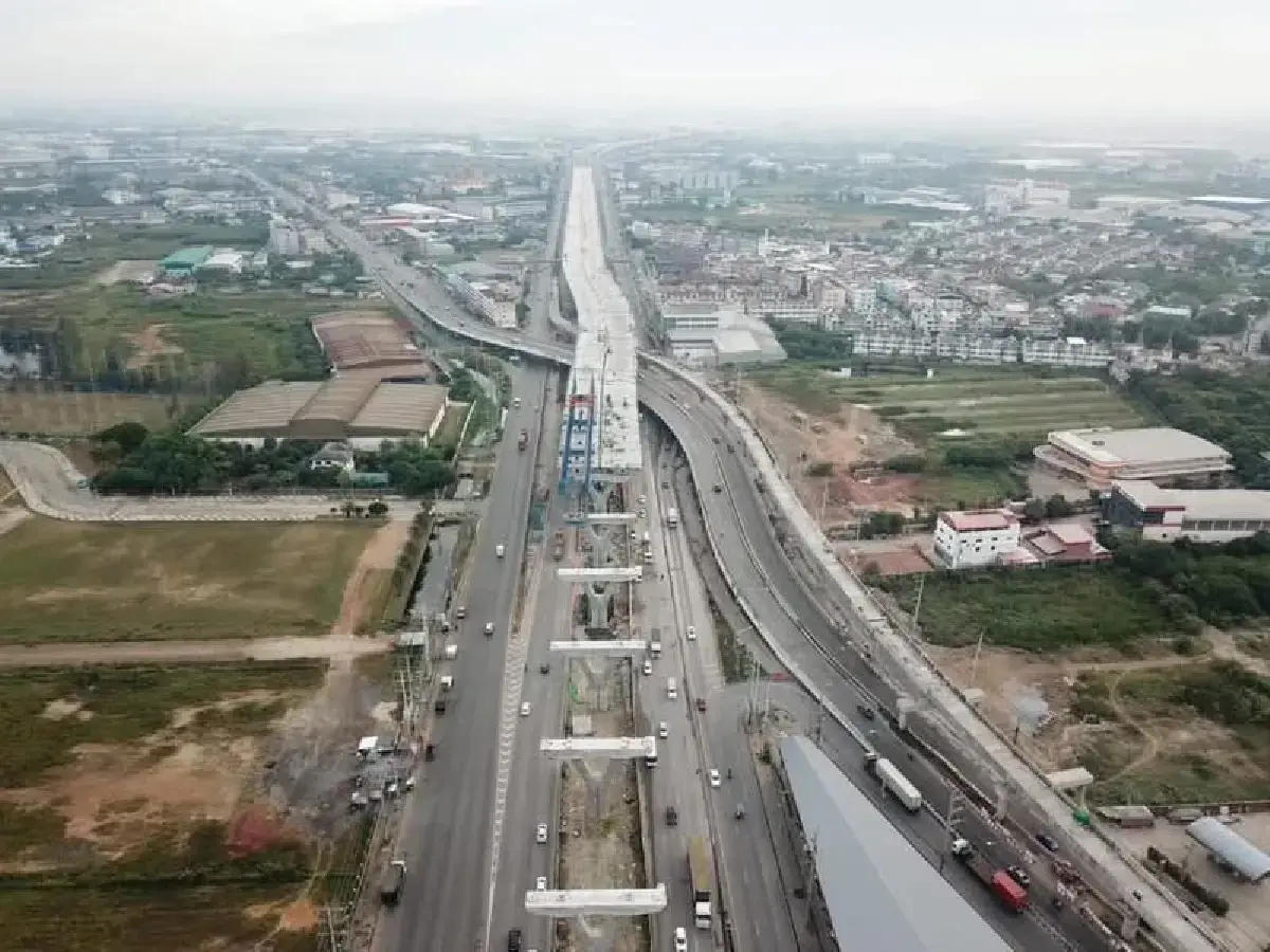 ถนนพระราม 2 ทางหลวงหมายเลข 35 “เส้นเลือดเศรษฐกิจ” ที่เชื่อมกรุงเทพมหานครกับภาคใต้ 