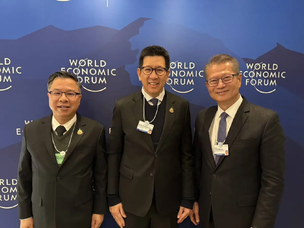 เอกนิติ ลุยดาวอสถกรมว.คลังฮ่องกง ดึงเอกชนลงทุน พร้อมดันไทยสู่สมาชิก OECD