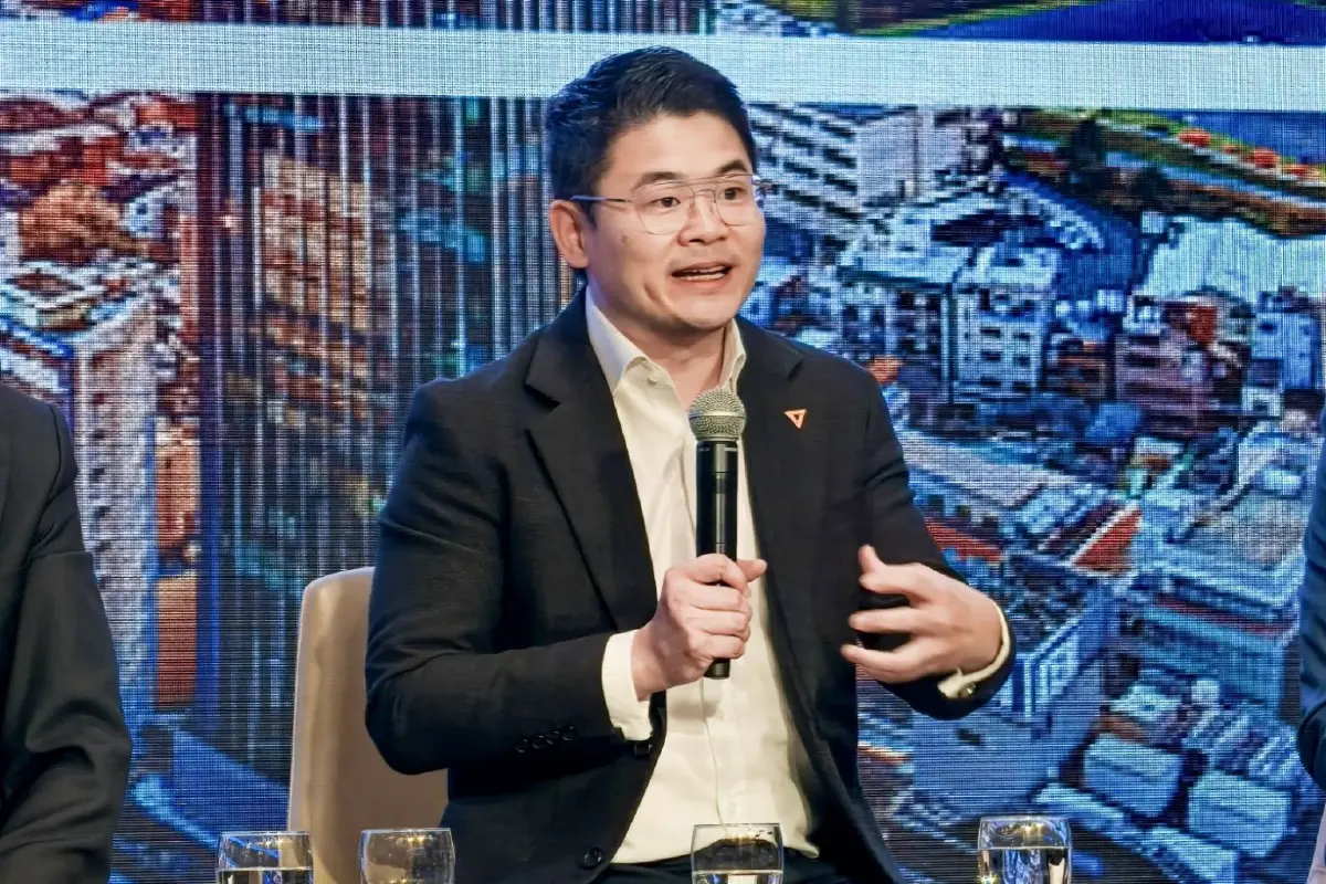 ดร. สิทธิพล วิบูลย์ธนากุล สส. บัญชีรายชื่อพรรคประชาชน 