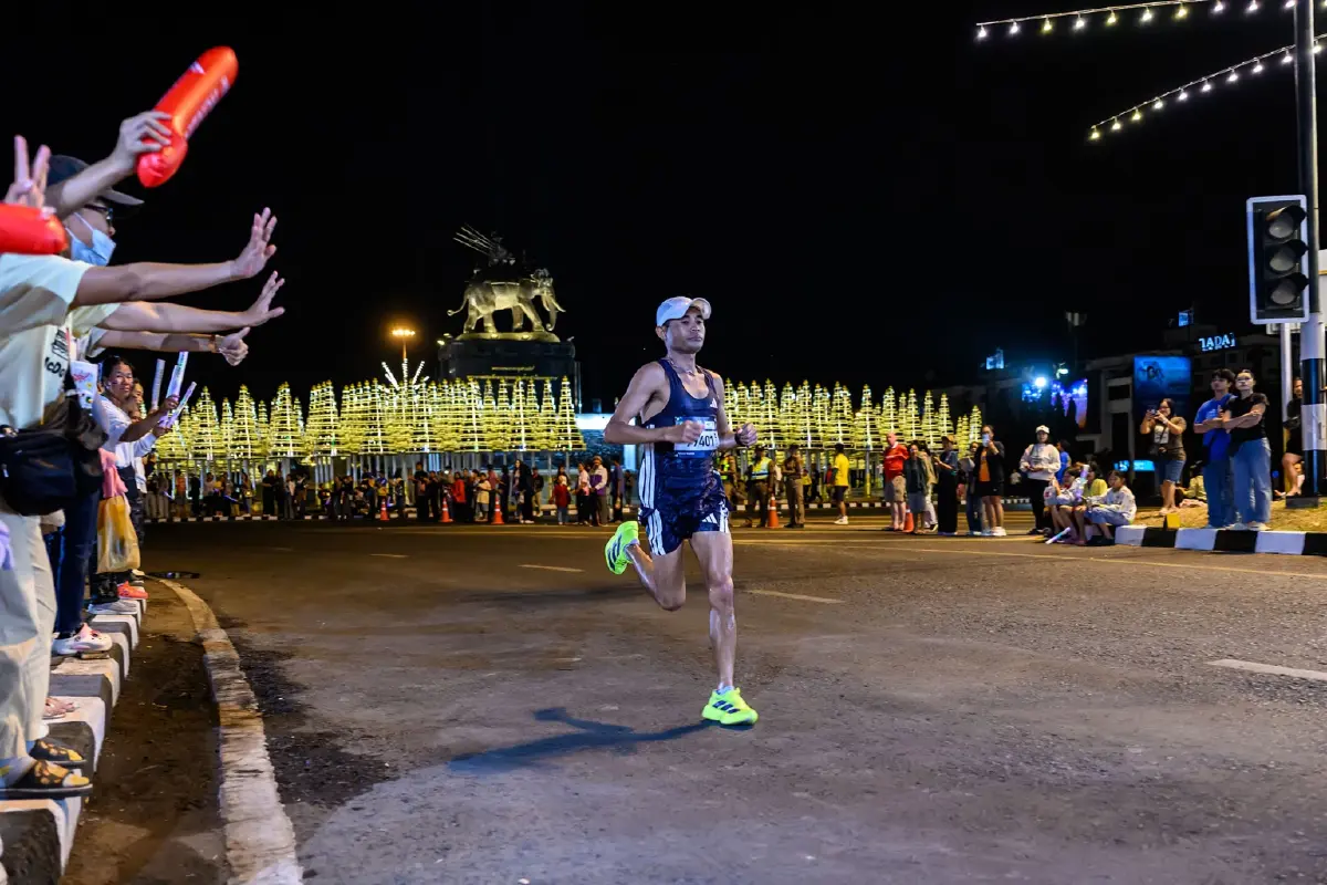 ฉลอง 10 ปี บุรีรัมย์มาราธอน ไนท์รัน ระดับโลก คนนับแสนทำเศรษฐกิจคึกคัก