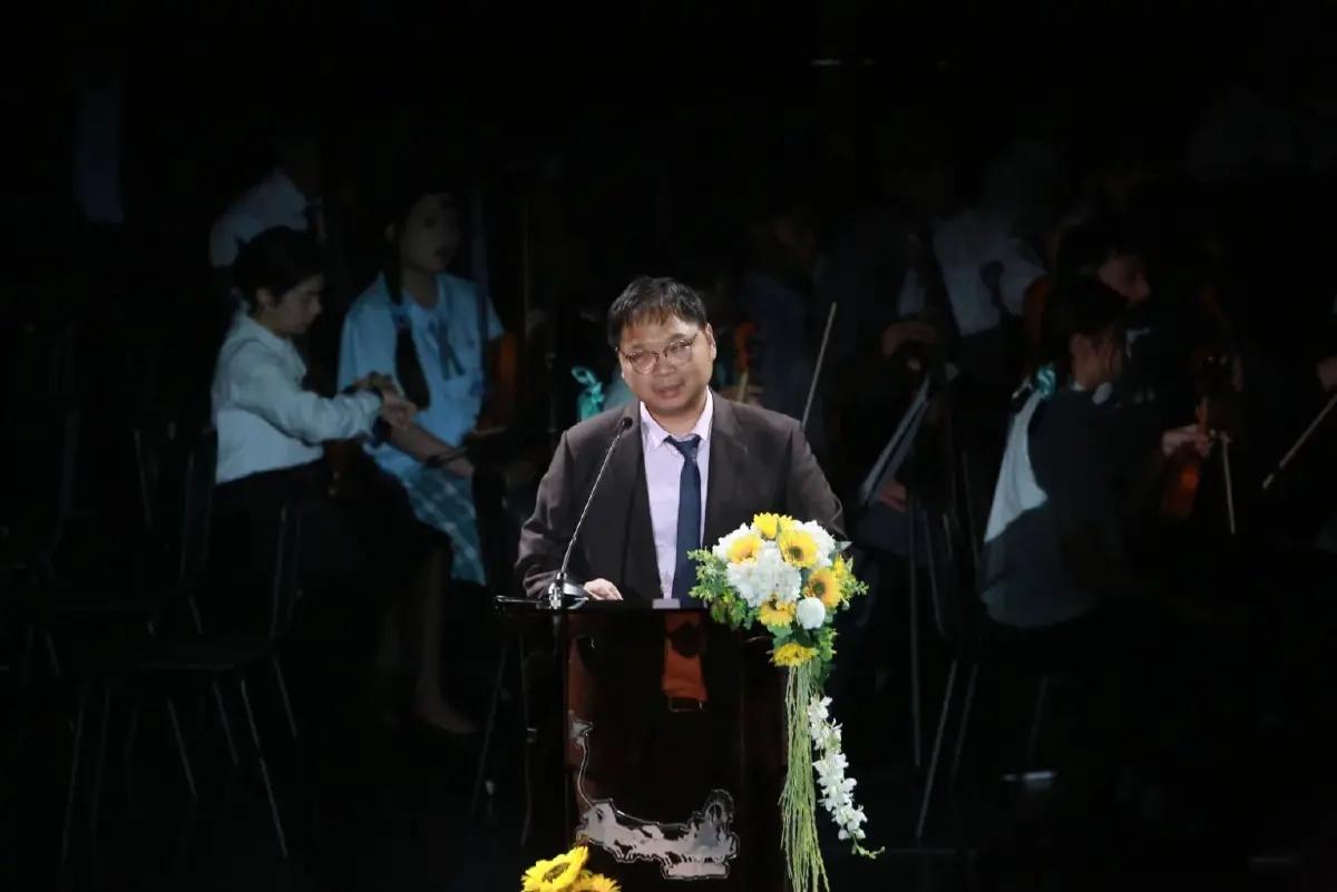 เครือสารสาสน์จัดงาน Pay It Forward วันครู มอบทุนผู้ด้อยโอกาส