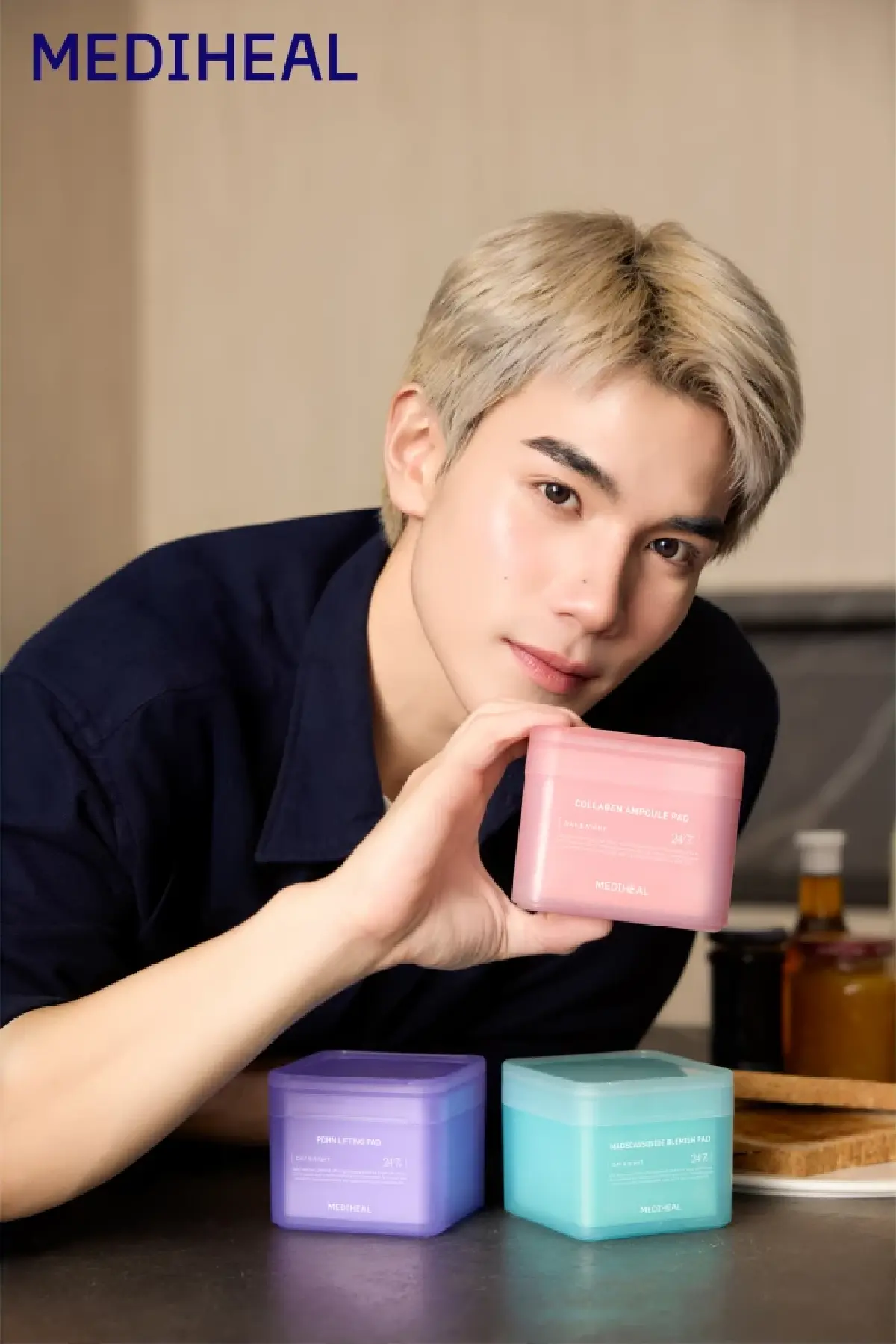 ผิวใสออร่าจับ! ‘โฟร์ท’ นั่งแท่นแบรนด์แอมฯ MEDIHEAL Toner Pad
