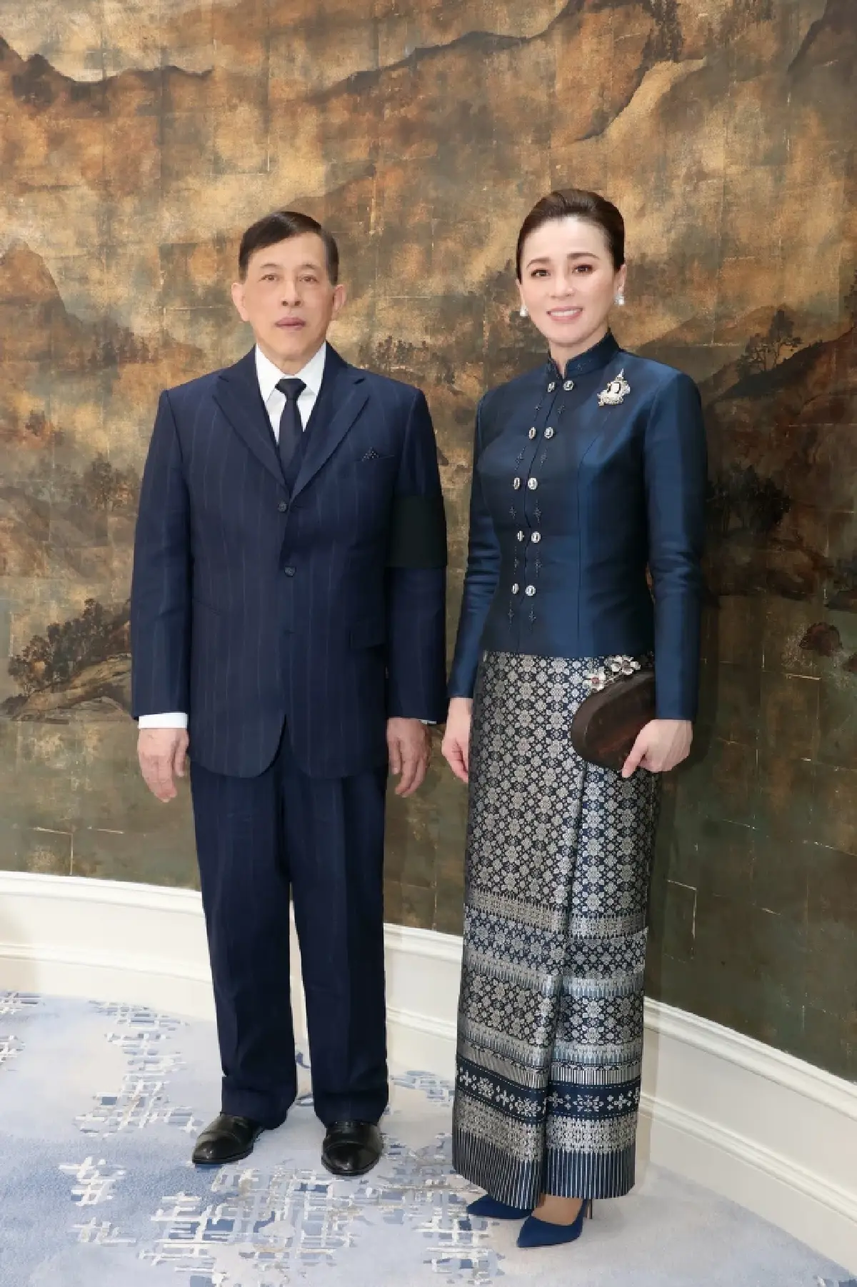 ในหลวง พระราชินี พระราชทานพรปีใหม่ 2569 แก่ปวงชนชาวไทย