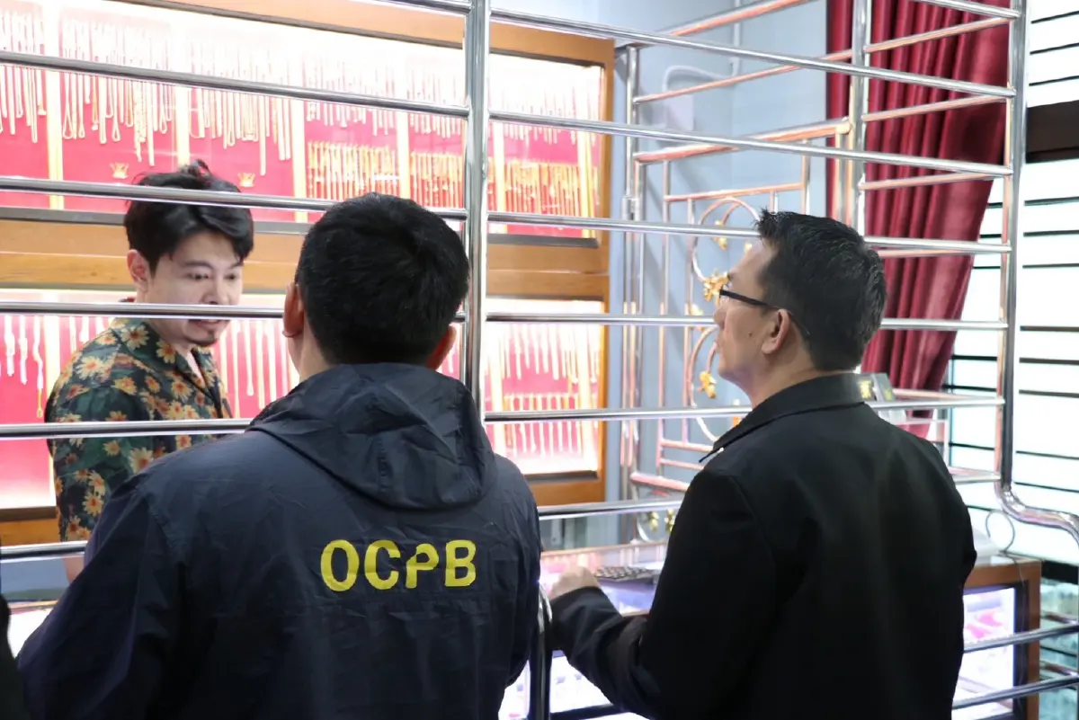 สคบ.บุกตรวจร้านทองหลังโซเชียลแฉเปอร์เซ็นต์ไม่ตรงปกป้องผู้บริโภค