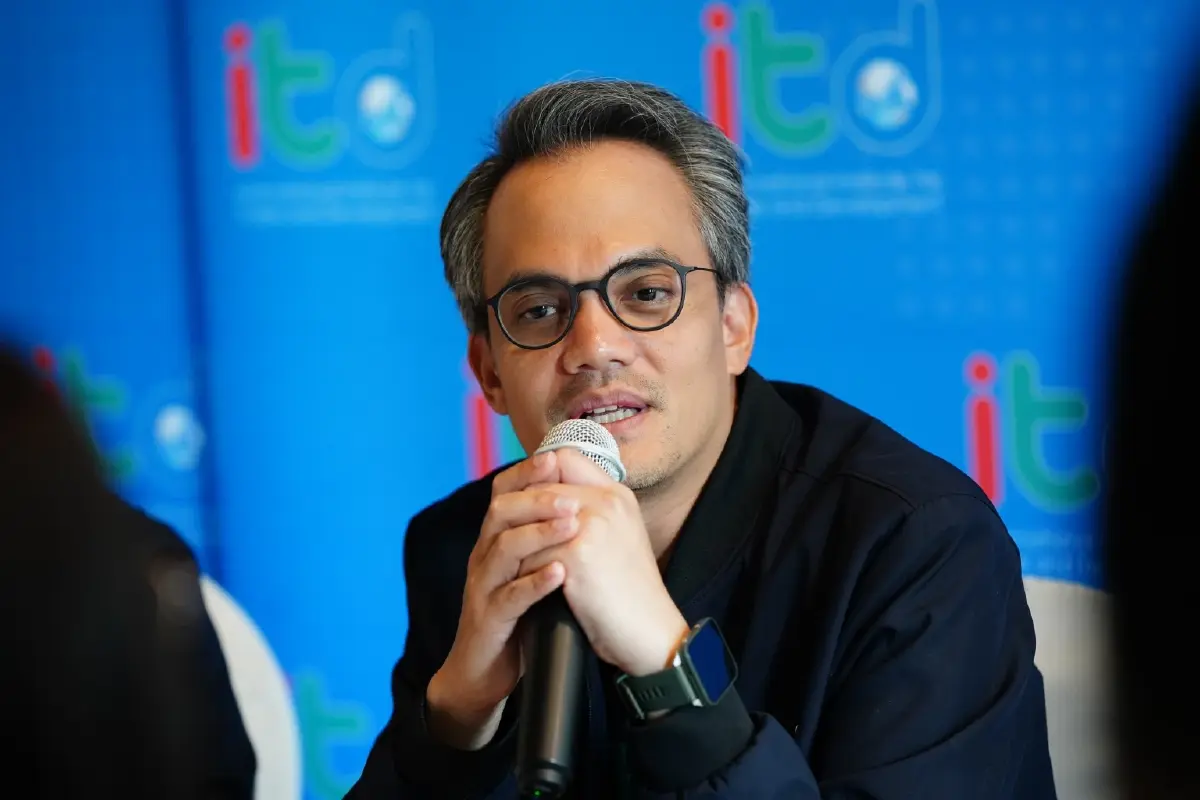 นายสุภกิจ เจริญกุล 