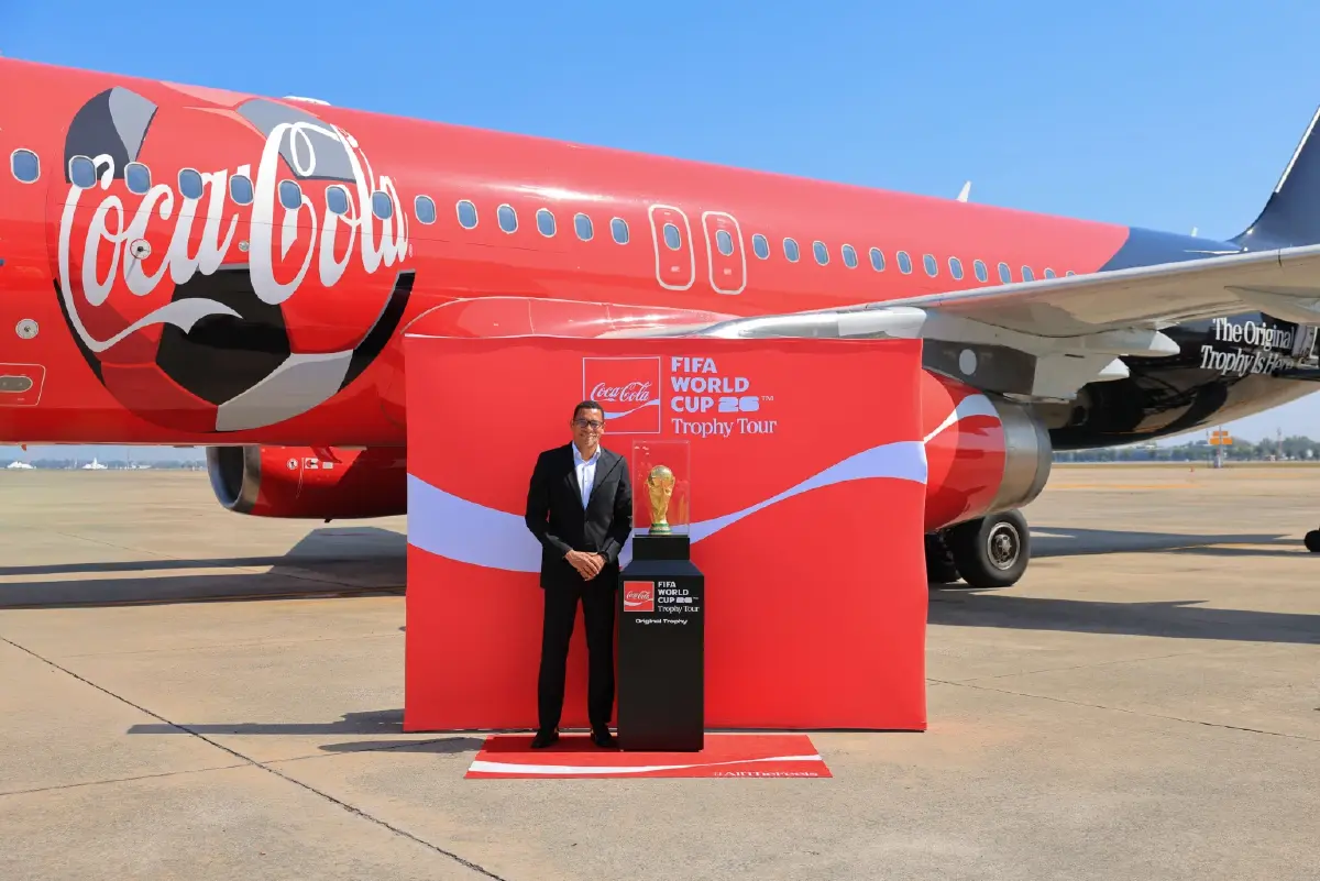 แลนด์ดิ้งไทย! โคคา-โคล่าพาถ้วยฟุตบอลโลกโชว์ตัว 24 มกราคมนี้