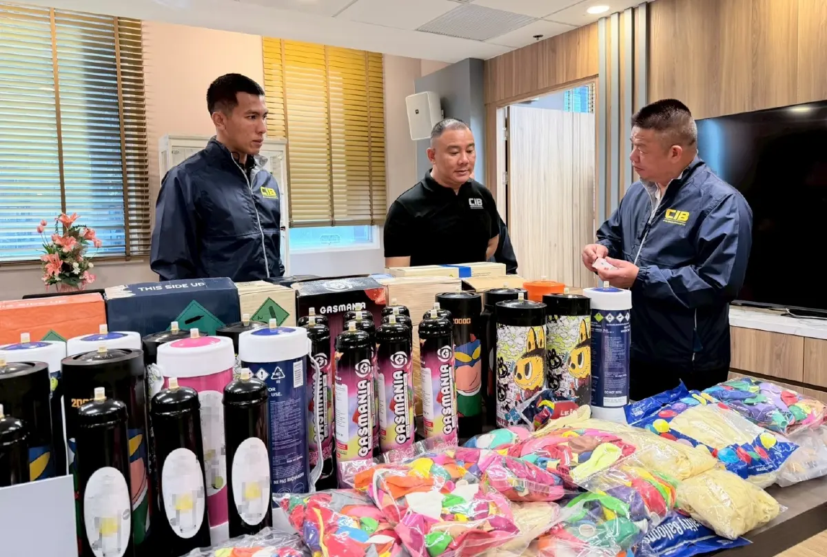 บุกทลายแหล่งซุกซ่อน "แก๊สหัวเราะ" 