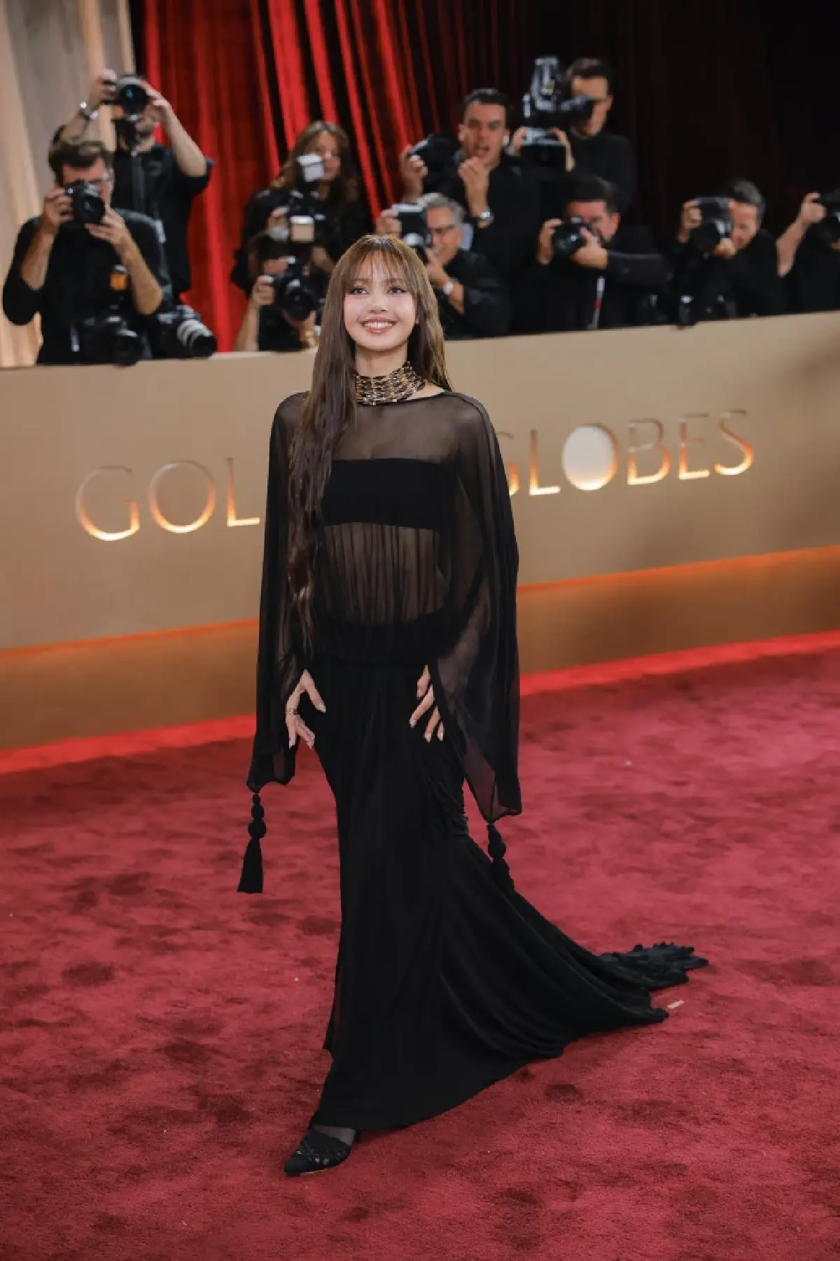 "ลิซ่า" ศิลปินไทย-เคป๊อปคนแรกผู้ประกาศรางวัลลูกโลกทองคำ