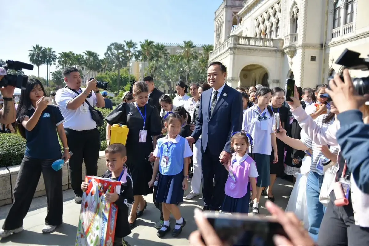 กองทัพบก นำบุตรวีรบุรุษชายแดน เยี่ยมทำเนียบ วันเด็ก 2569