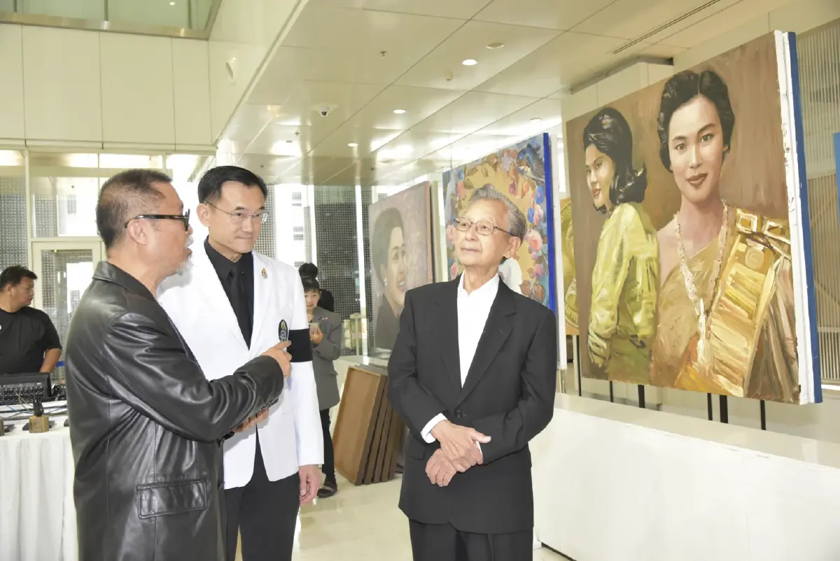 นิทรรศการ “ศิริราช–ศิลปิน รวมใจภักดีพระพันปีหลวง” ระดมทุนช่วยผู้ป่วยมะเร็งยากไร้