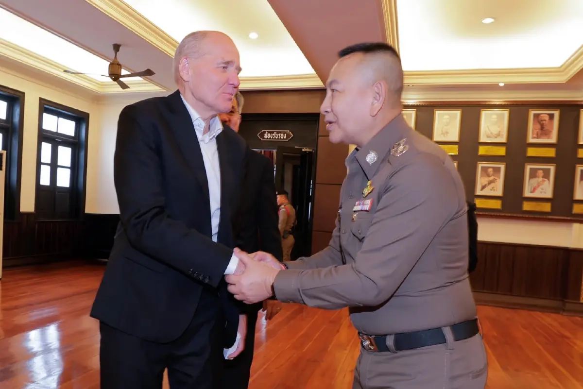 ทรู จับมือ ผบ.ตร. ตัดสัญญาณเน็ตชายแดน 100% ปราบแก๊งคอลเซ็นเตอร์