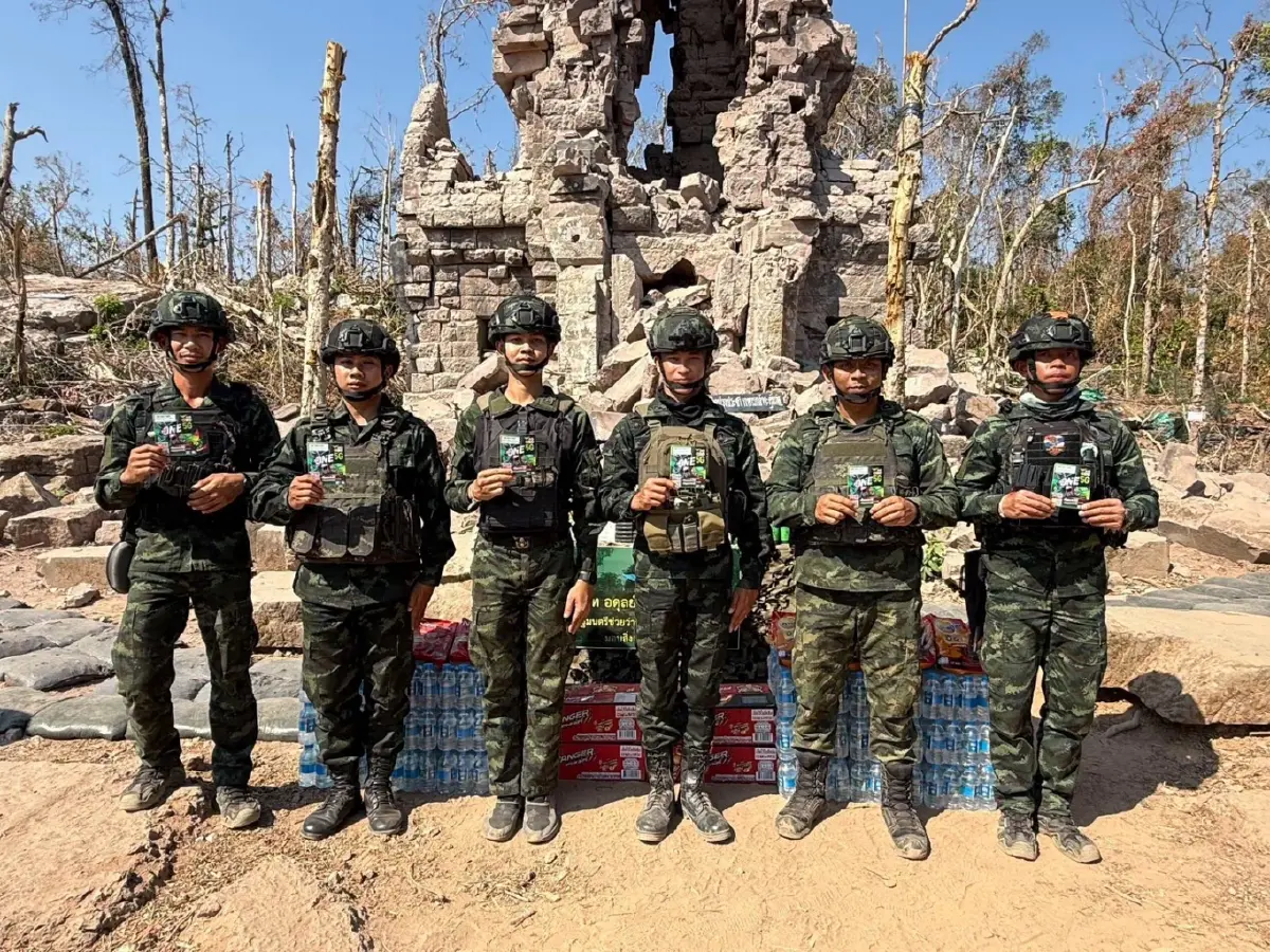 AIS หนุนทหารชายแดน ลงพื้นที่มอบซิม อ.พนมดงรัก เสริมแกร่งระบบสื่อสาร