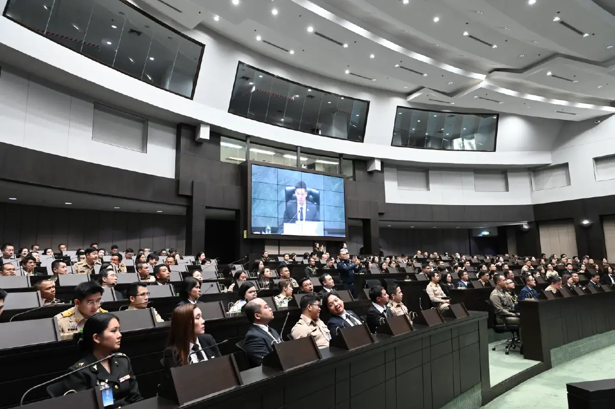 สภากทม. เปิดบ้านรับ วปอ.บอ. รุ่น 3 ถกแผนบริหารเมืองแห่งอนาคต