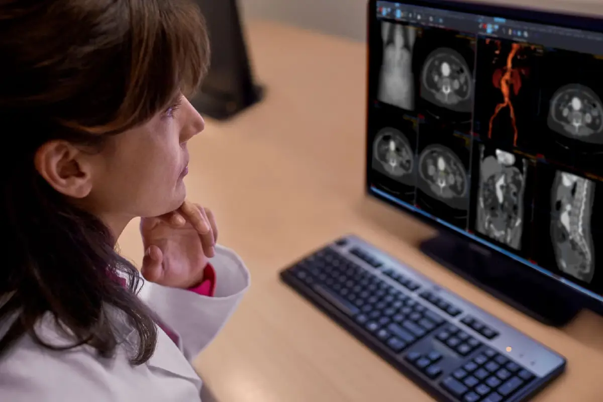 เจาะลึก 7 ประโยชน์ AI ในวงการเฮลธ์แคร์ พลิกโฉมการดูแลสุขภาพยุคดิจิทัล