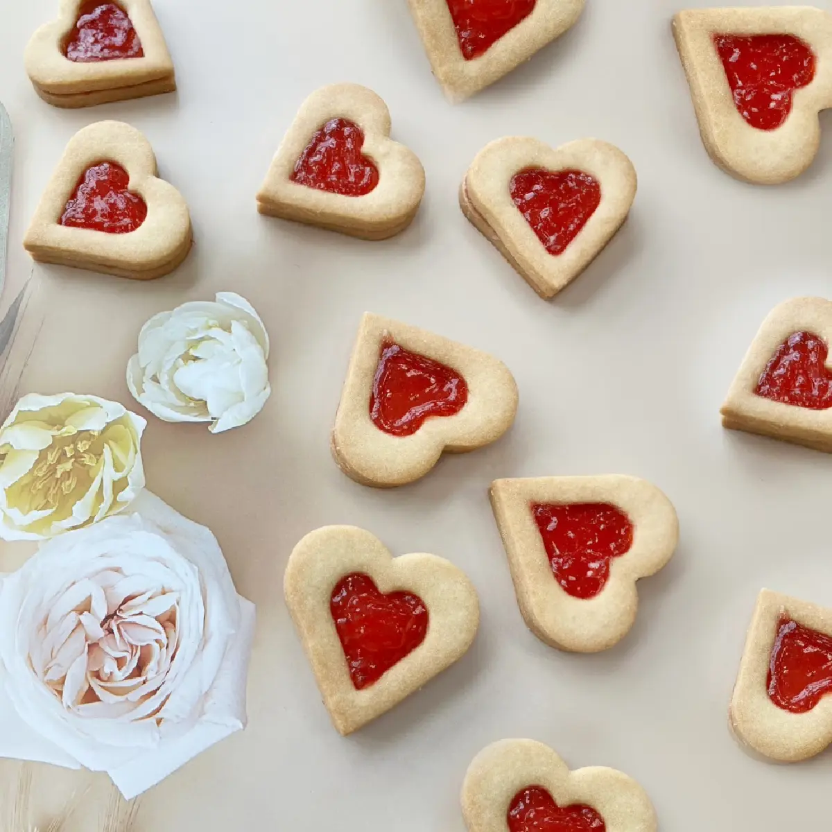 บางกอกแอร์เวย์สเสิร์ฟ “คุกกี้รูปหัวใจ” เติมหวานบนเที่ยวบินรับวาเลนไทน์