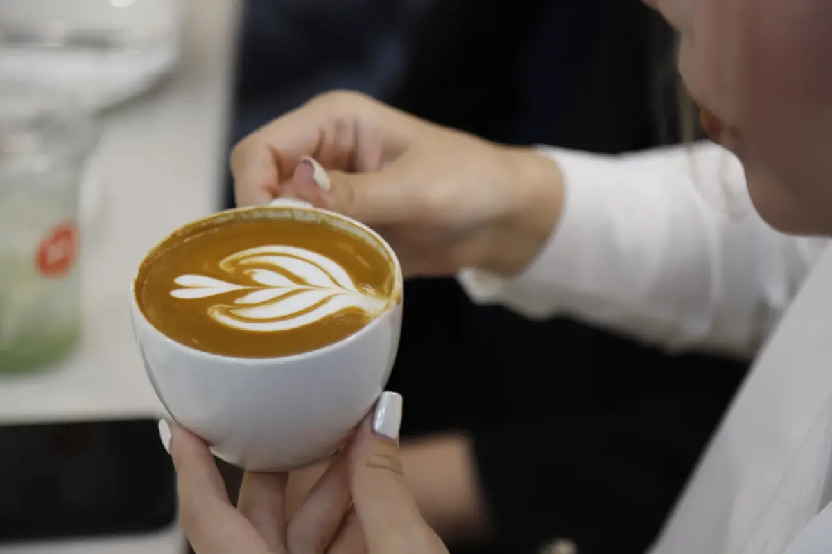 ฮอกไกโด คาเฟ่ บุกทองหล่อ 10 ปักหมุดแลนด์มาร์กใหม่ เขย่าวงการ F&B