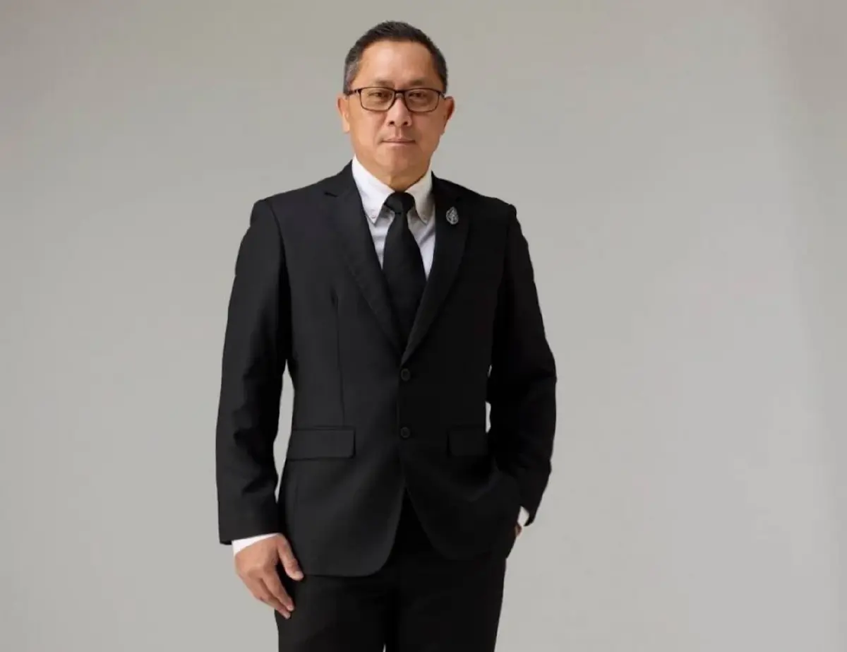 หม่อมหลวงปีกทอง ทองใหญ่