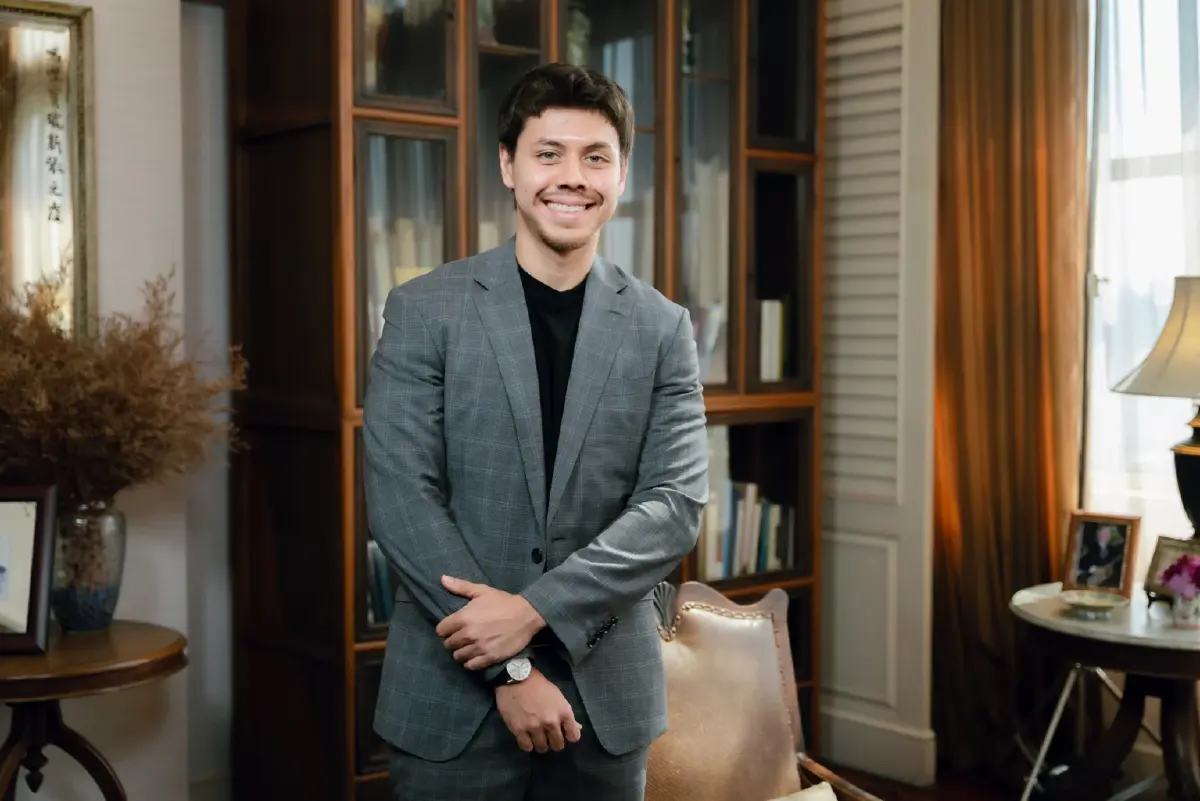 "ดีโน่ สุโกศล" ทายาทรุ่น 3 พลิกโฉมโรงแรมด้วย Tech & Touch