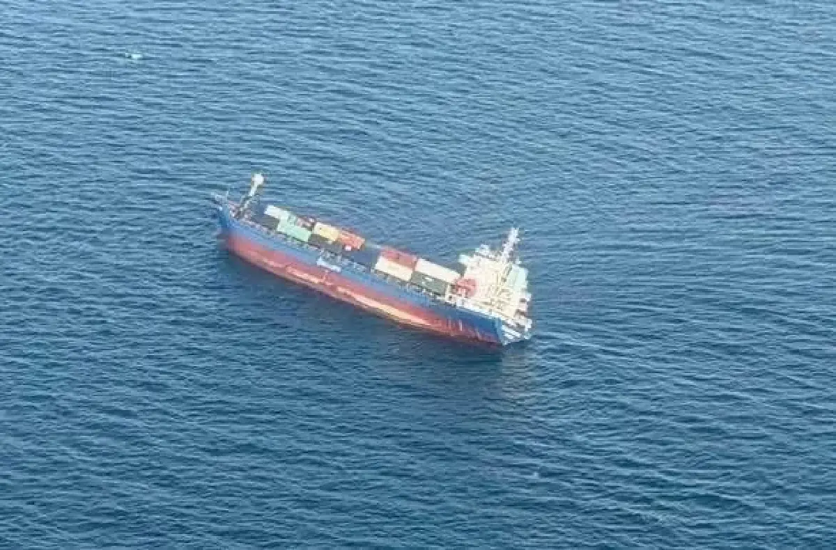 ทัพเรือภาคที่ 3 ระดมทุกภาคส่วน เร่งวางแผนเก็บกู้เรือสินค้า อับปาง