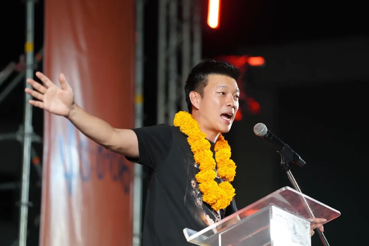 "เท้ง ณัฐพงษ์" นำปราศรัย สงขลา ชูลงทุน 15,000 ล้าน วางแผนป้องกันน้ำท่วม