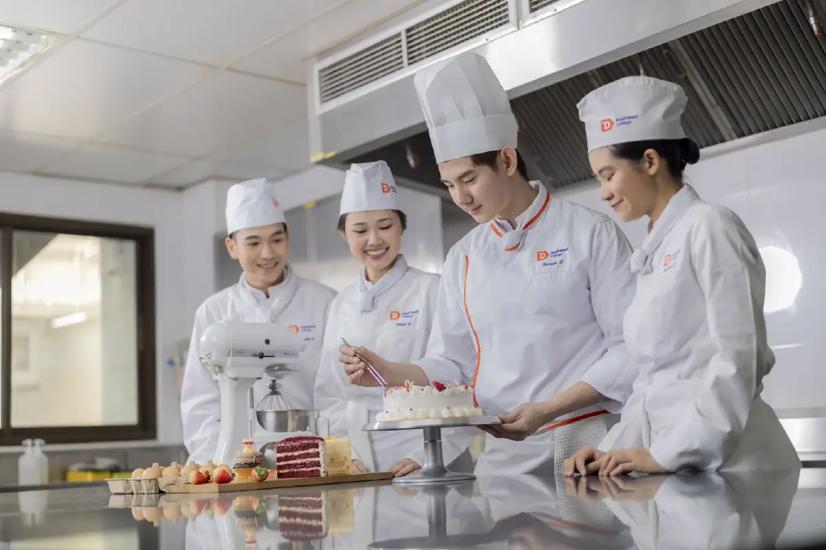 ดุสิตธานีปั้น ‘The Food School’ สู่เวิลด์คลาส หลังกวาดมิชลินครบวงจร