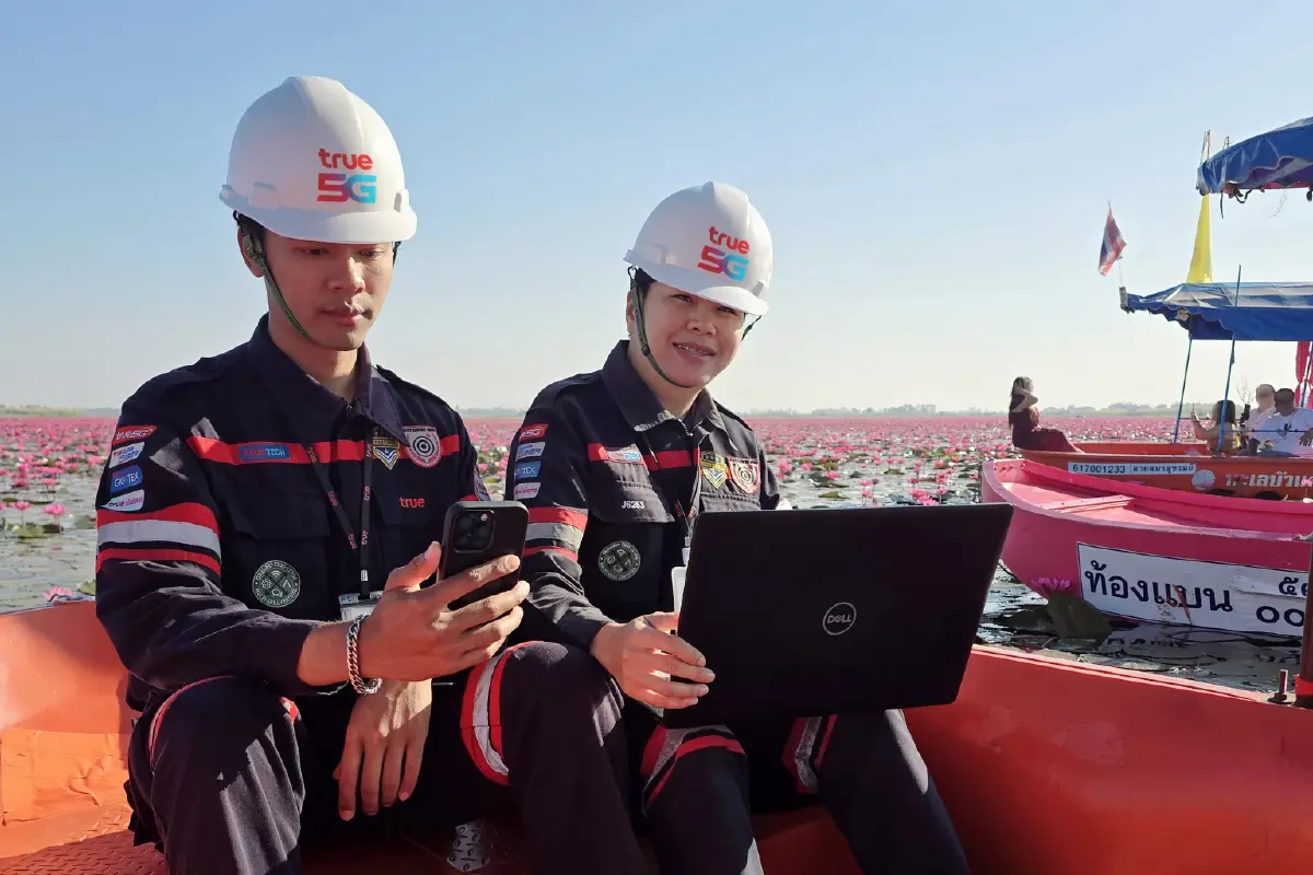 ทรู อัปเกรด 5G ทะเลบัวแดงแรงขึ้น 9 เท่า รับกระแสลิซ่าตามรอยเที่ยวอุดรฯ