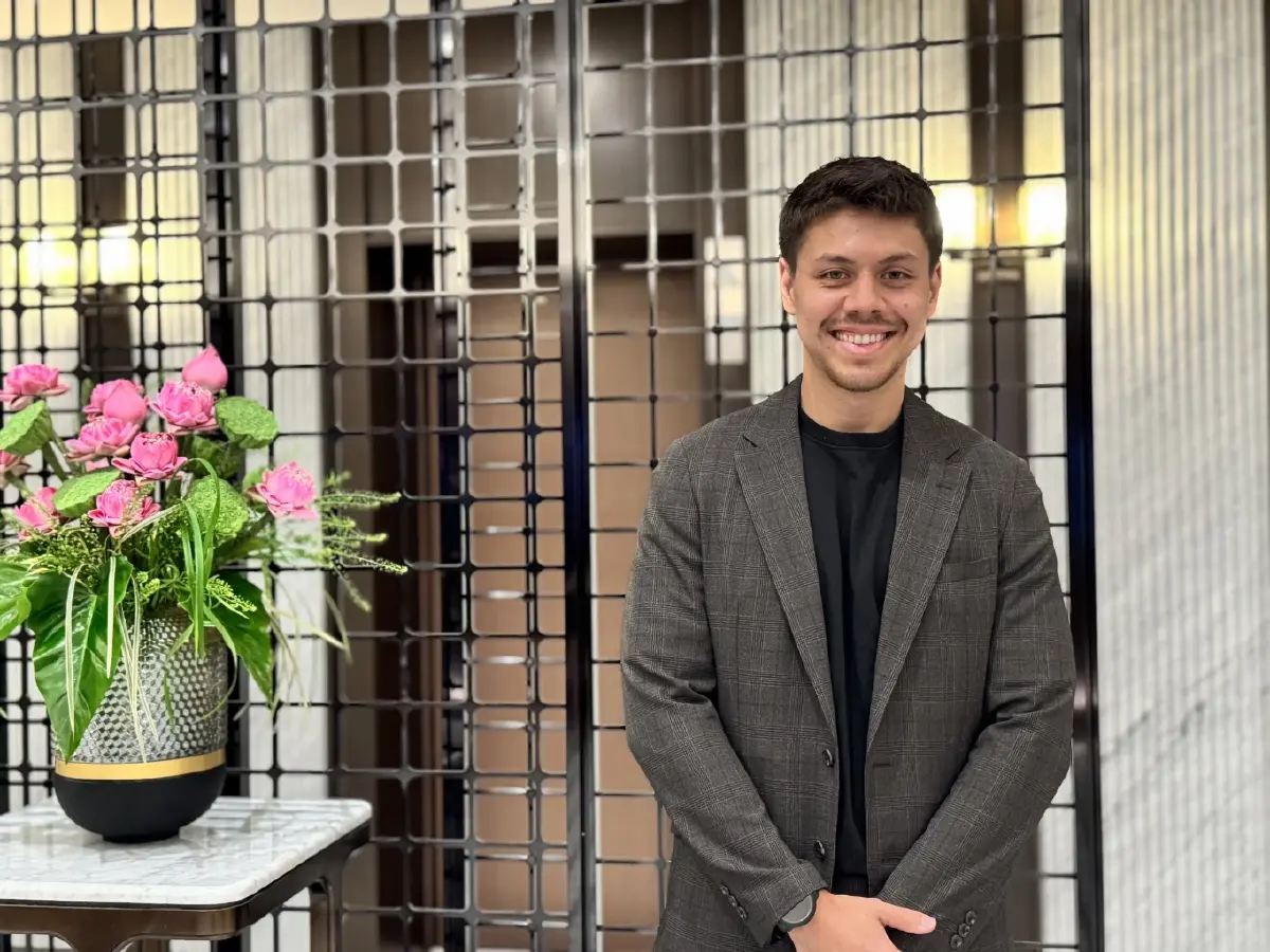 "ดีโน่ สุโกศล" ทายาทรุ่น 3 พลิกโฉมโรงแรมด้วย Tech & Touch