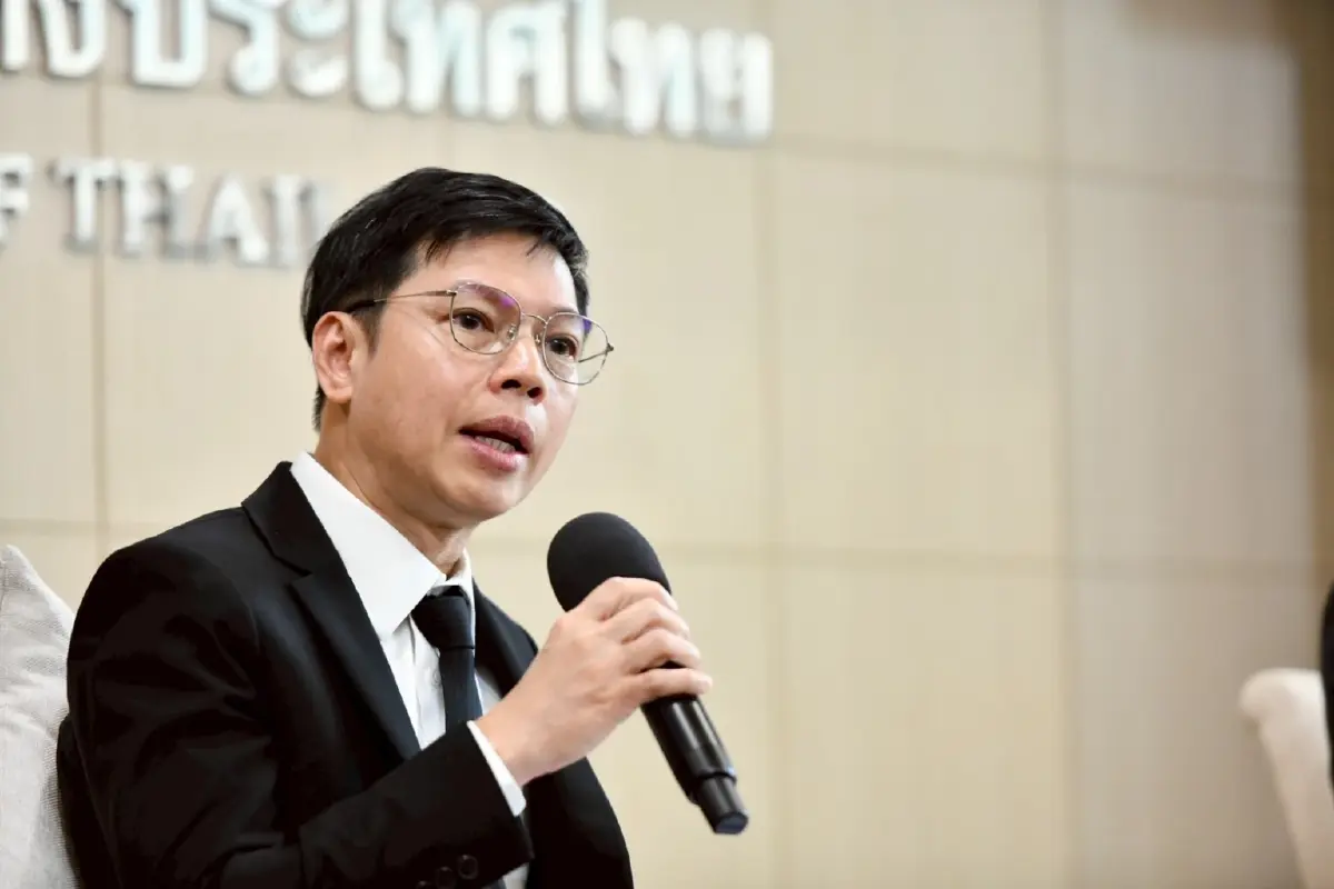 สมชาย เลิศลาภวศิน 