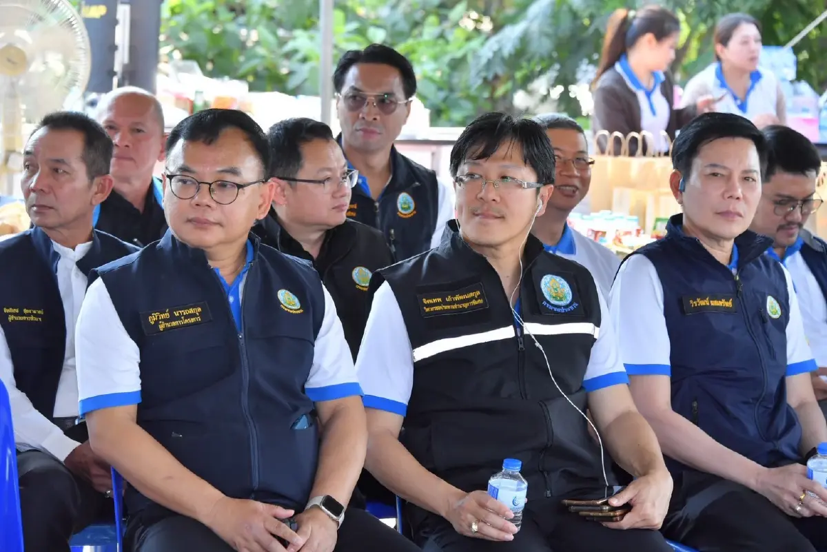 กรมชลฯ ผนึกปทุมธานีโชว์นวัตกรรม สวพ.62 กำจัดผักตบชวาฟื้นฟูแหล่งน้ำ