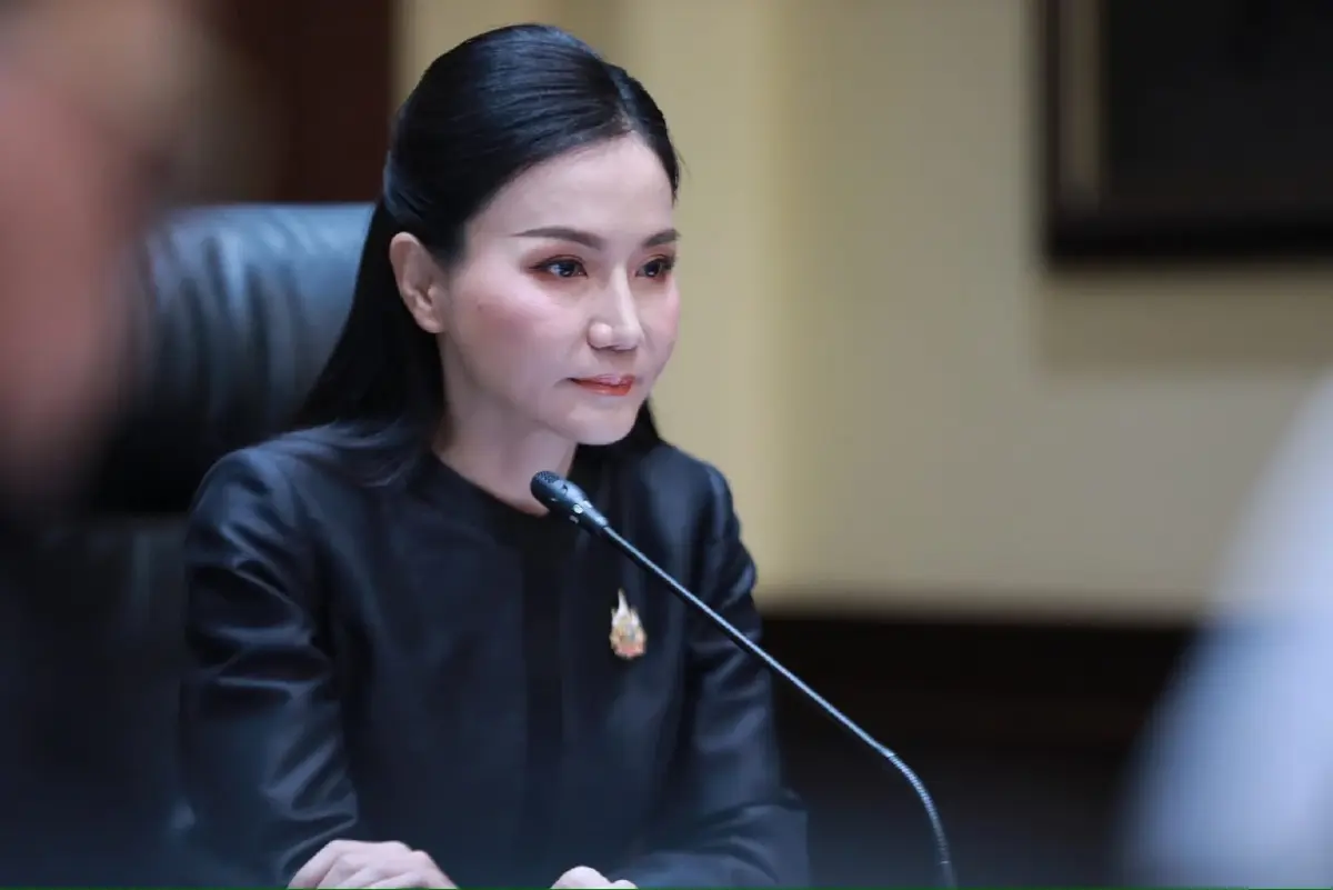 “รมว.นฤมล”ลงพื้นที่ อ.หาดใหญ่ ร่วมพิธีพระราชทานน้ำหลวงอาบศพ “ผอ.ศศิพัชร”