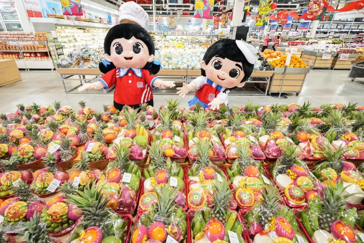 โก โฮลเซลล์ ฉลองตรุษจีน ผัดหมี่มงคล 2 เมตร เสริมเฮงผู้ประกอบการ