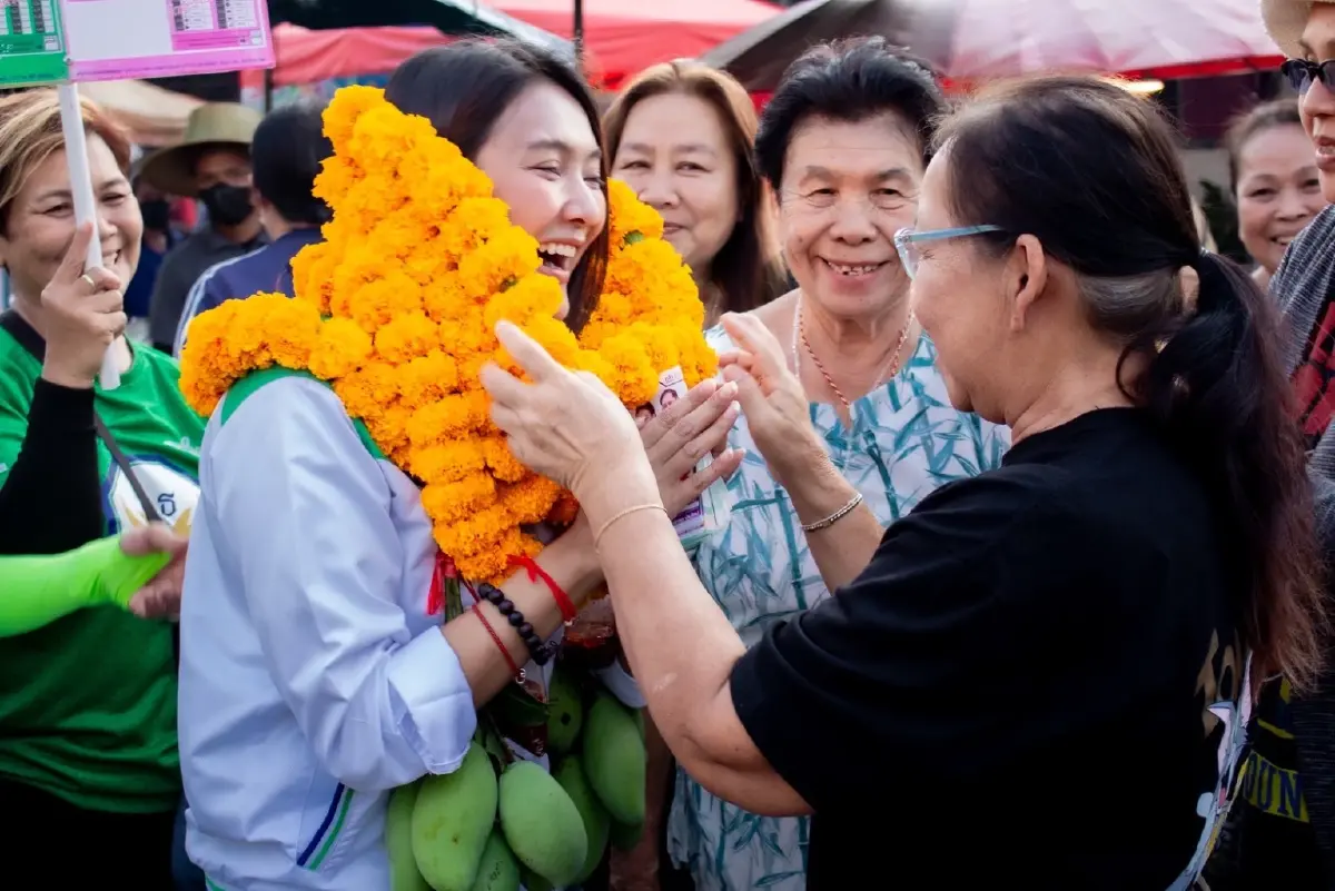 โฆษกกธ. ชูคนรุ่นใหม่เลือก “ตั๊กอัยรินทร์“ คูคต-ลำสามแก้ว เลือกเพื่อการเปลี่ยนแปลง