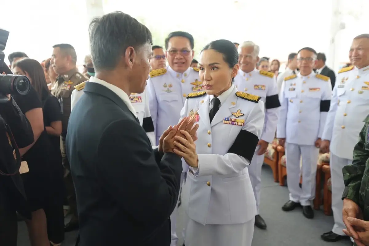 “นฤมล” เผยนายกอนุมัติ 1 ล้าน เยียวยาครอบครัวผอ.ผู้เสียสละเหตุยิง