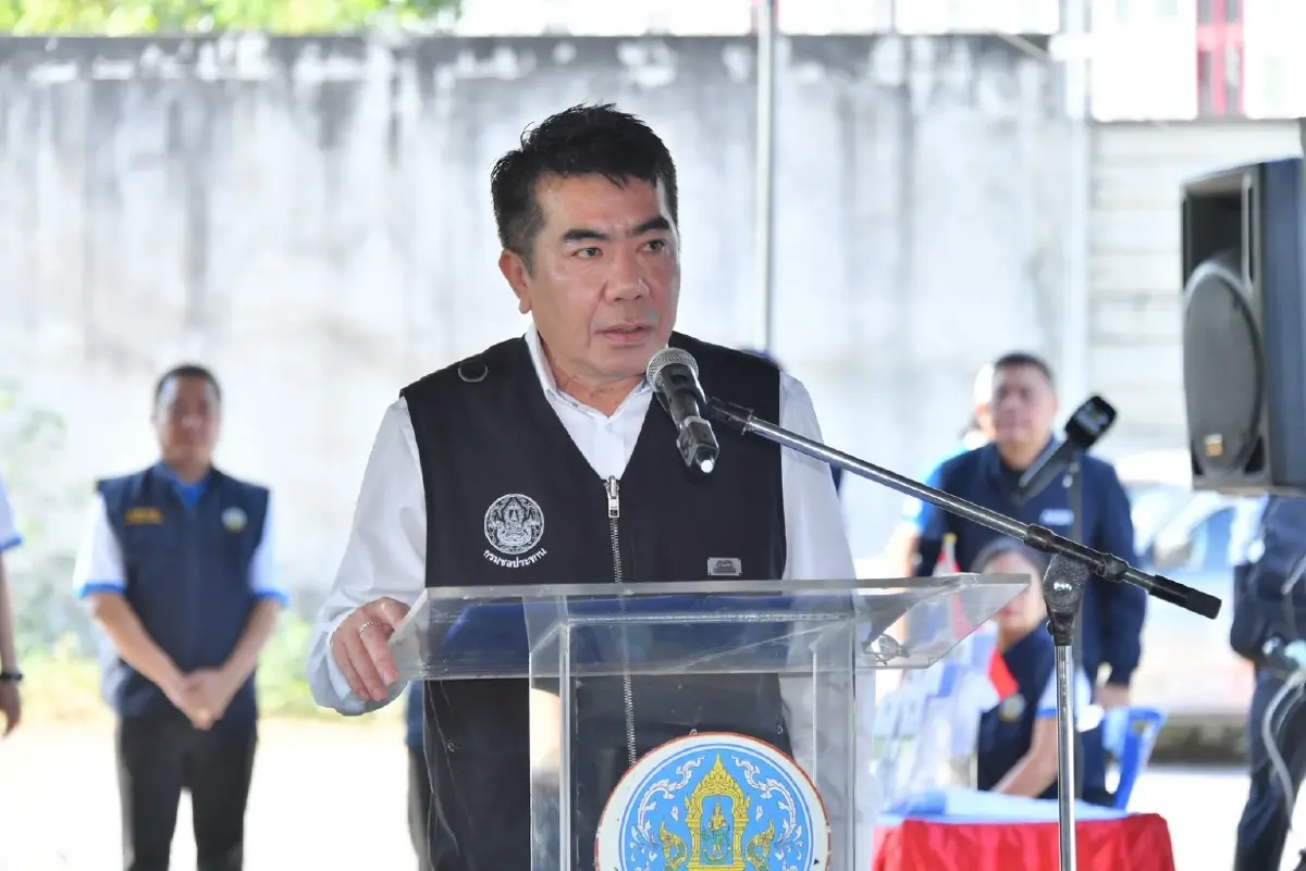 กรมชลฯ ผนึกปทุมธานีโชว์นวัตกรรม สวพ.62 กำจัดผักตบชวาฟื้นฟูแหล่งน้ำ