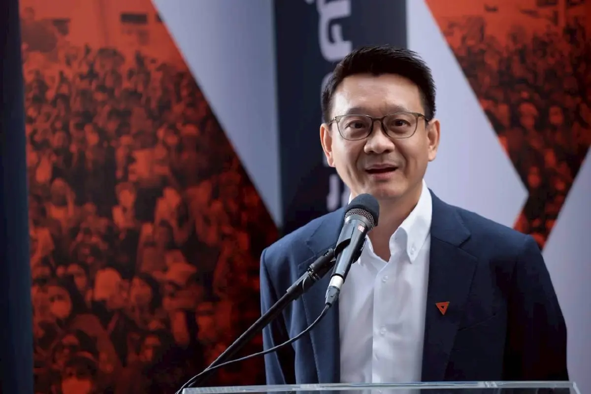 'พรรคประชาชน' จี้ รัฐบาล แจงพิกัดเติมน้ำมัน-คุมค่าไฟ แก้วิกฤตพลังงาน